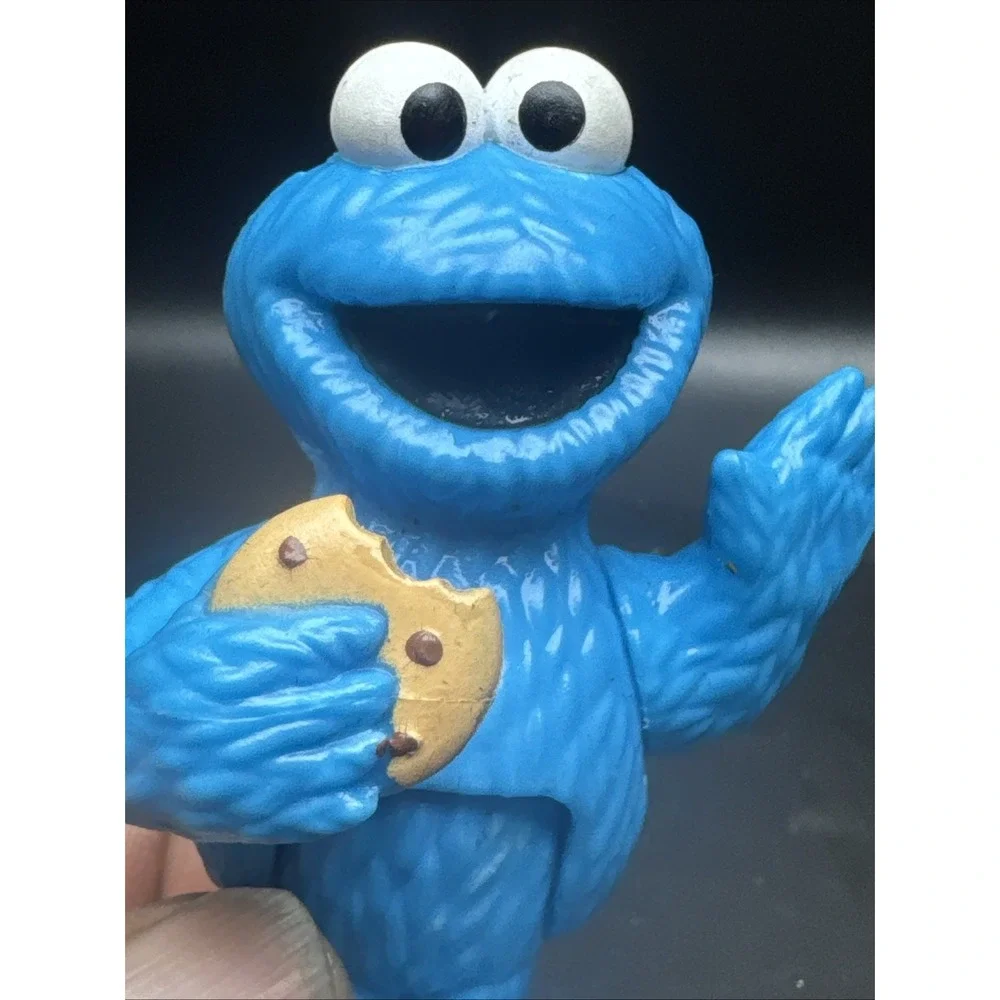 Playskool ~ Hasbro ~ Sesame Street Neighborhood Friends? Just Play Cookie Figure